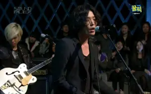 Descargar video: 【金材昱】高清乐队表演 110306 Walrus-to be