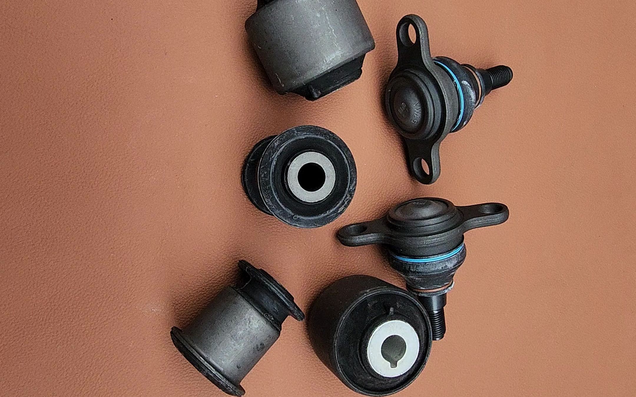 进口大众迈特威t5t6凯路威前下摆臂胶套悬挂支臂胶套下摆臂球头