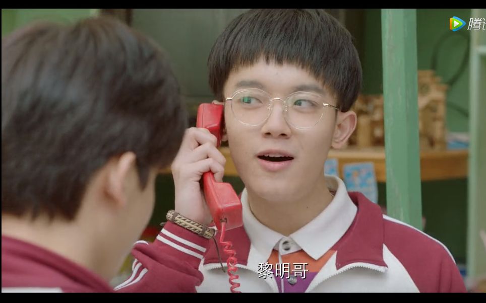 【人不彪悍枉少年】二条上线讲广东话,邀同学与黎明黎天王通话