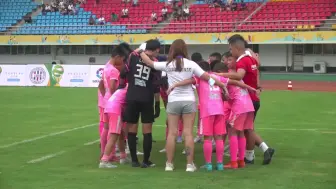 Télécharger la video: 宜兴周铁久滕A 3-1广州铭途 第4届陶都杯U12