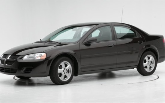 2004道奇层云侧面碰撞测试iihs