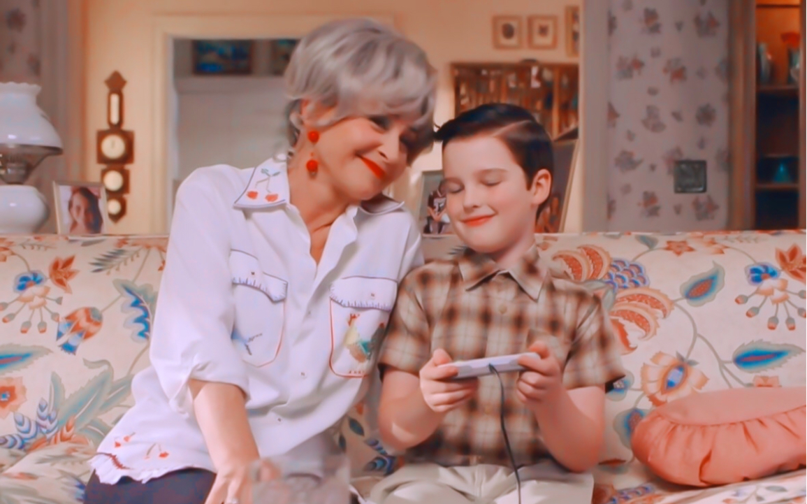 【康妮x谢尔顿】"moonpie,i love you so much～"—《小谢尔顿》_哔哩