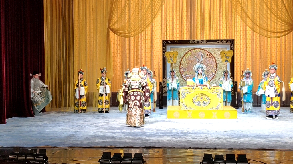 14天津 中华剧院 京剧《大探二》赵秀君 马立 张克 正在朝房把本修