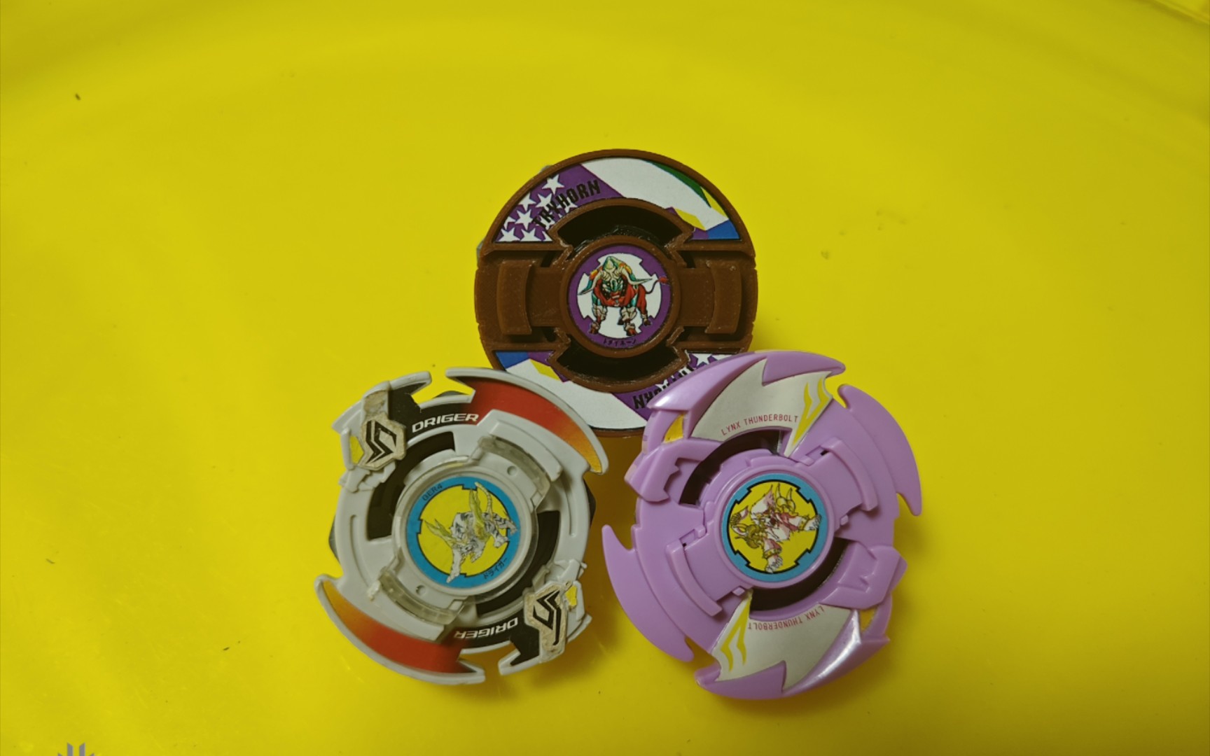 银牙烈虎 钢爪狂猫大秀恩爱!空袭狂牛首战失利!