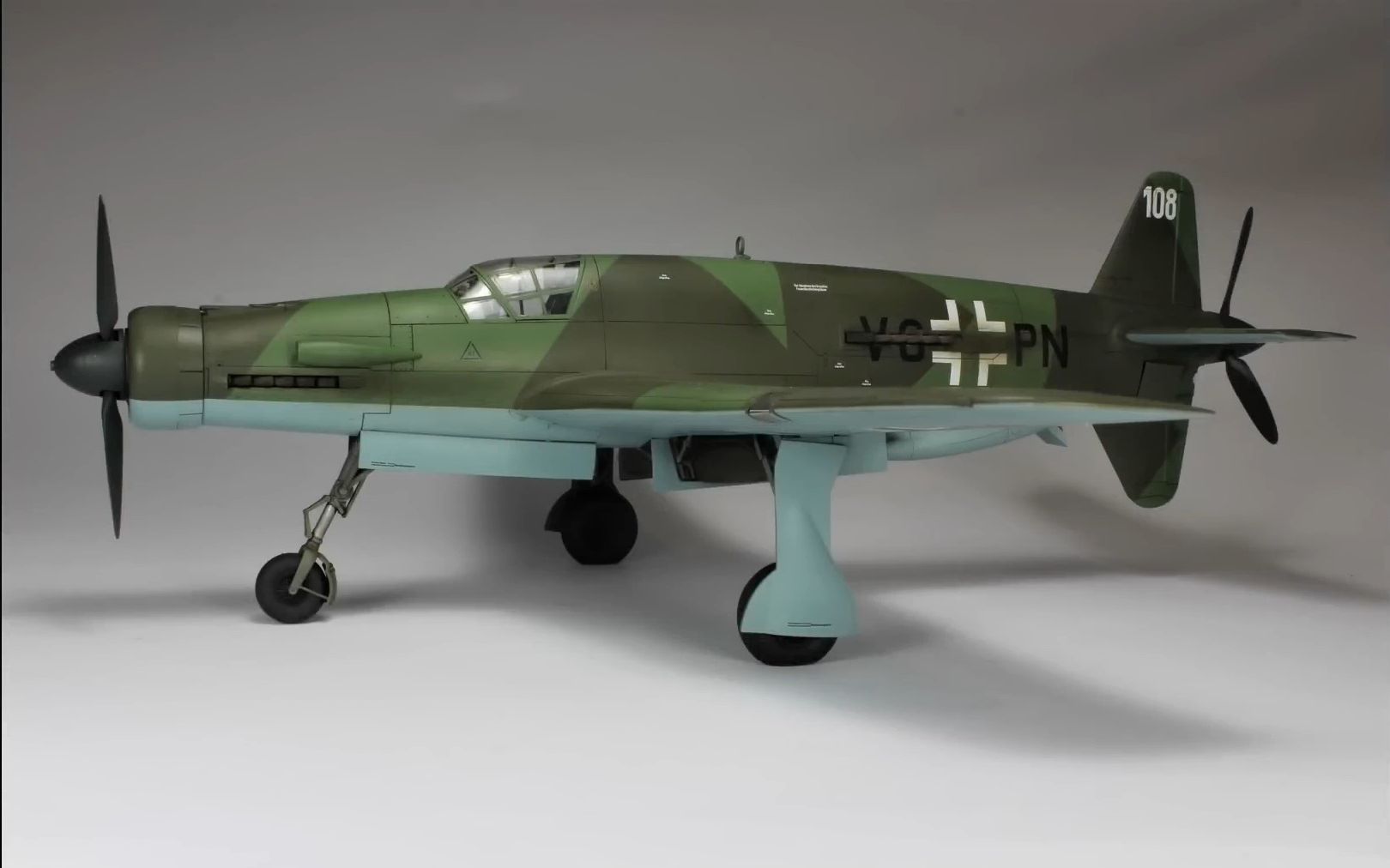 田宫tamiya 1/48 道尼尔do335"箭"式战斗机模型制作视频