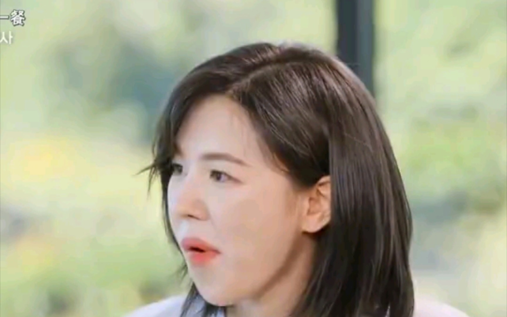 两个妹妹排队逗Wendy 姐姐威严全无 哈哈哈哈_哔哩哔哩_bilibili
