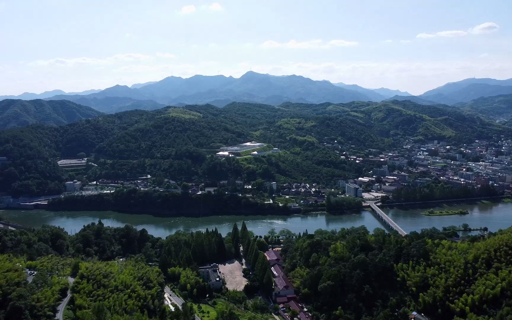 大别山风光 --梅山湖
