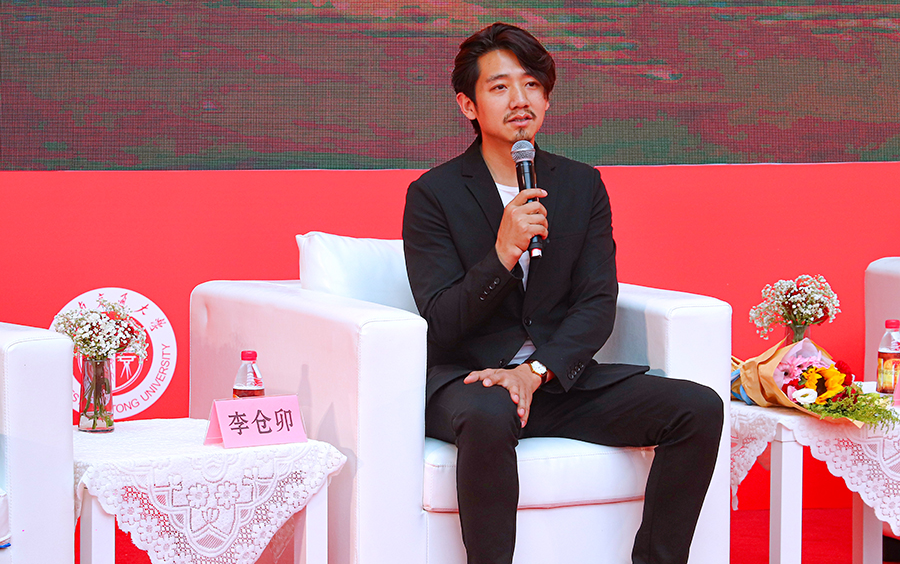 【李仓卯】《永远是少年》主演李仓卯西南交通大学报告会现场表演诗