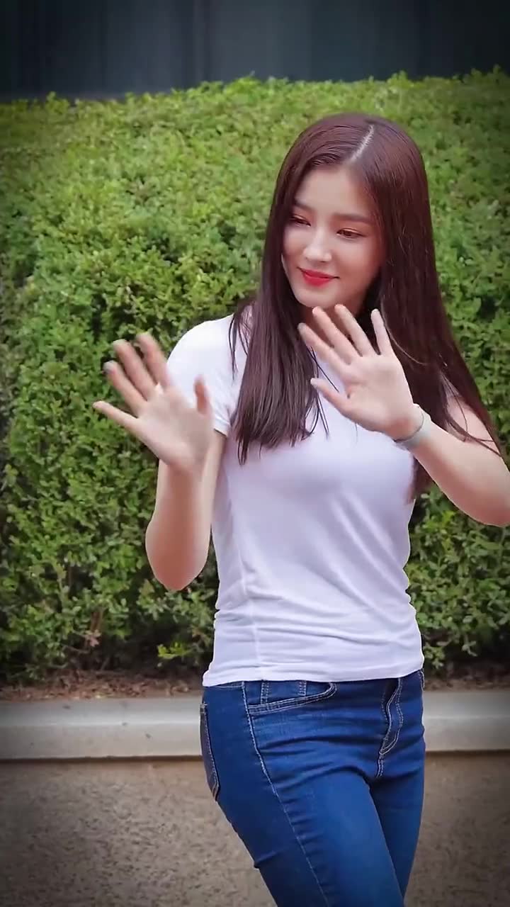 微胖女神 nancy李承利 这样的颜值你打几分? 别错过