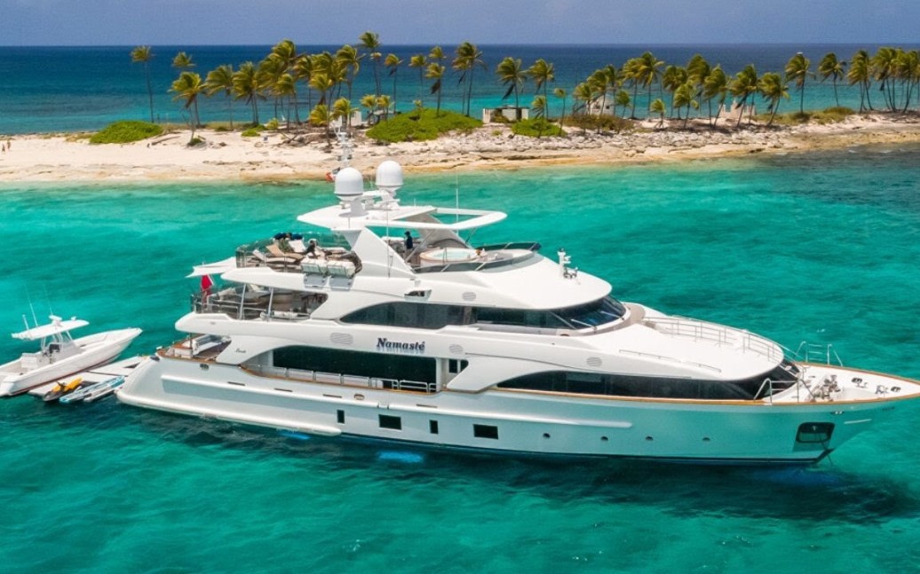 超级游艇namaste出售369m贝内蒂游艇
