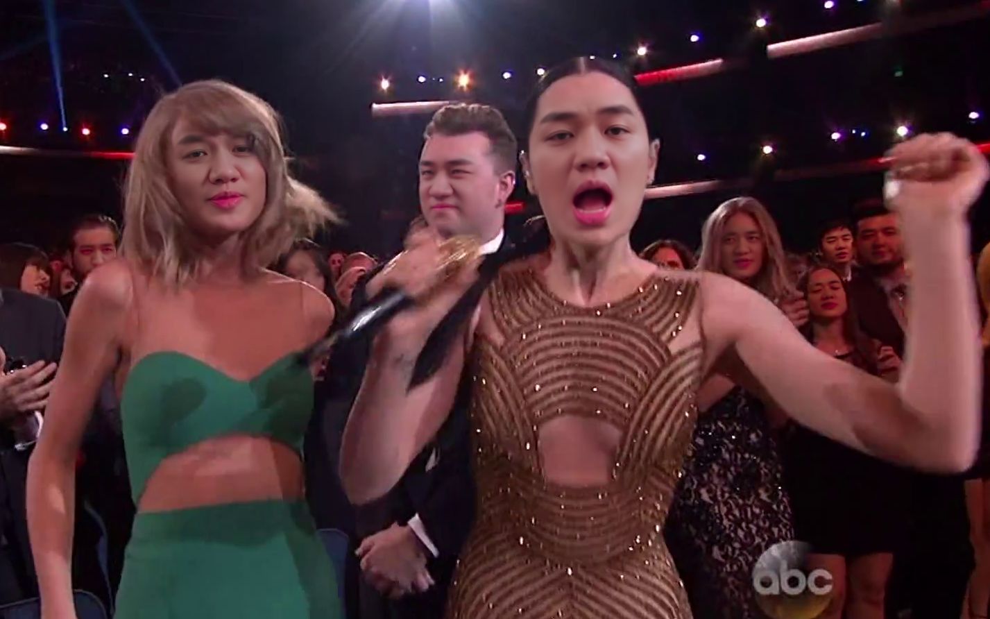 太强了!王祖蓝一人模仿结石姐&麻辣鸡&a妹演唱《bang bang》