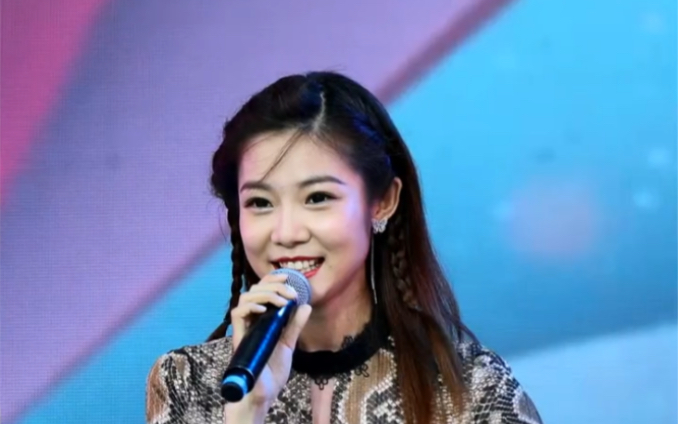 天视体育主持人～王希