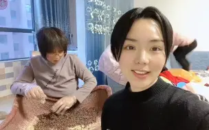 Tải video: 女儿无法手术愁坏妈妈，半个月啥也干不了，银行债务不能再拖了