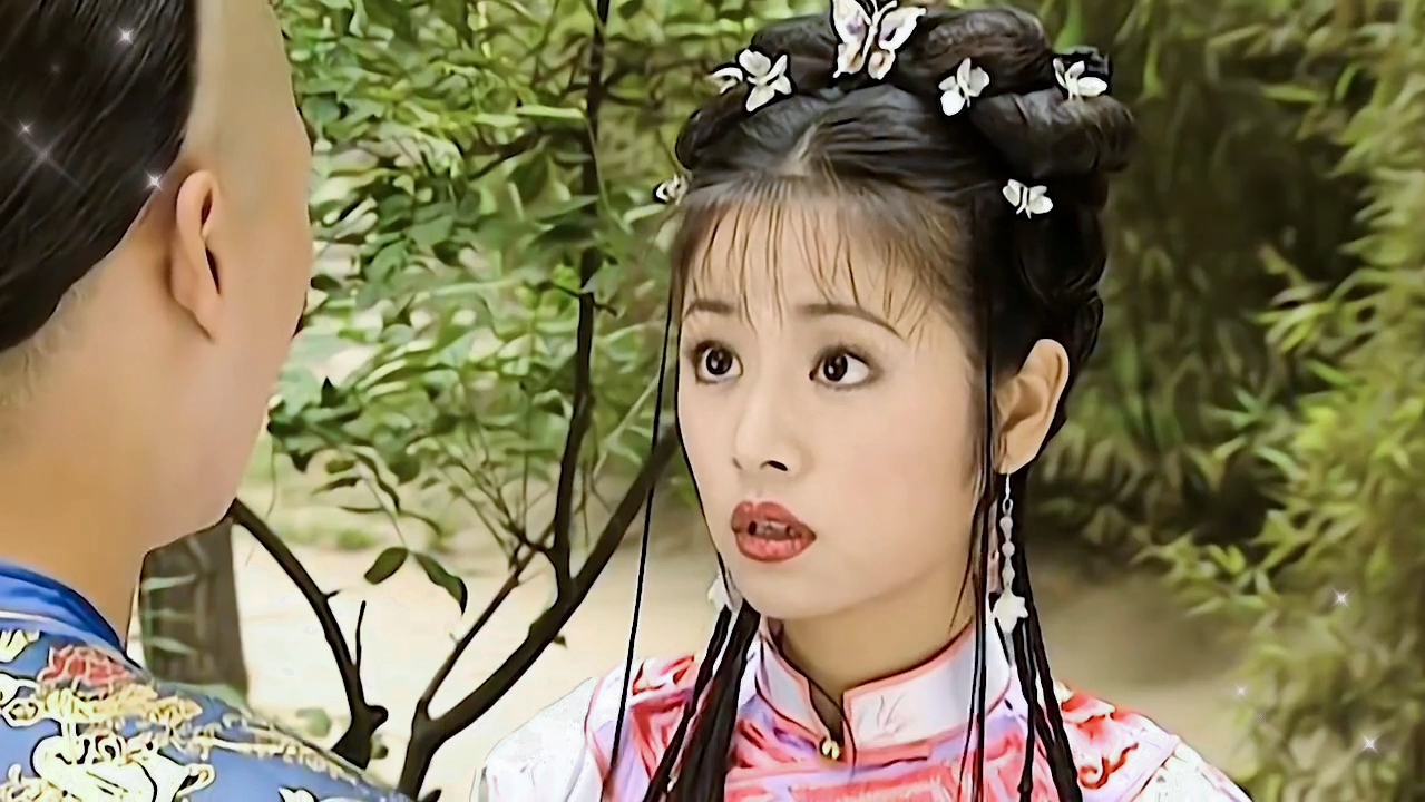 还珠格格35: 尔康跟晴儿再次相见,没想到他居然有新欢了!