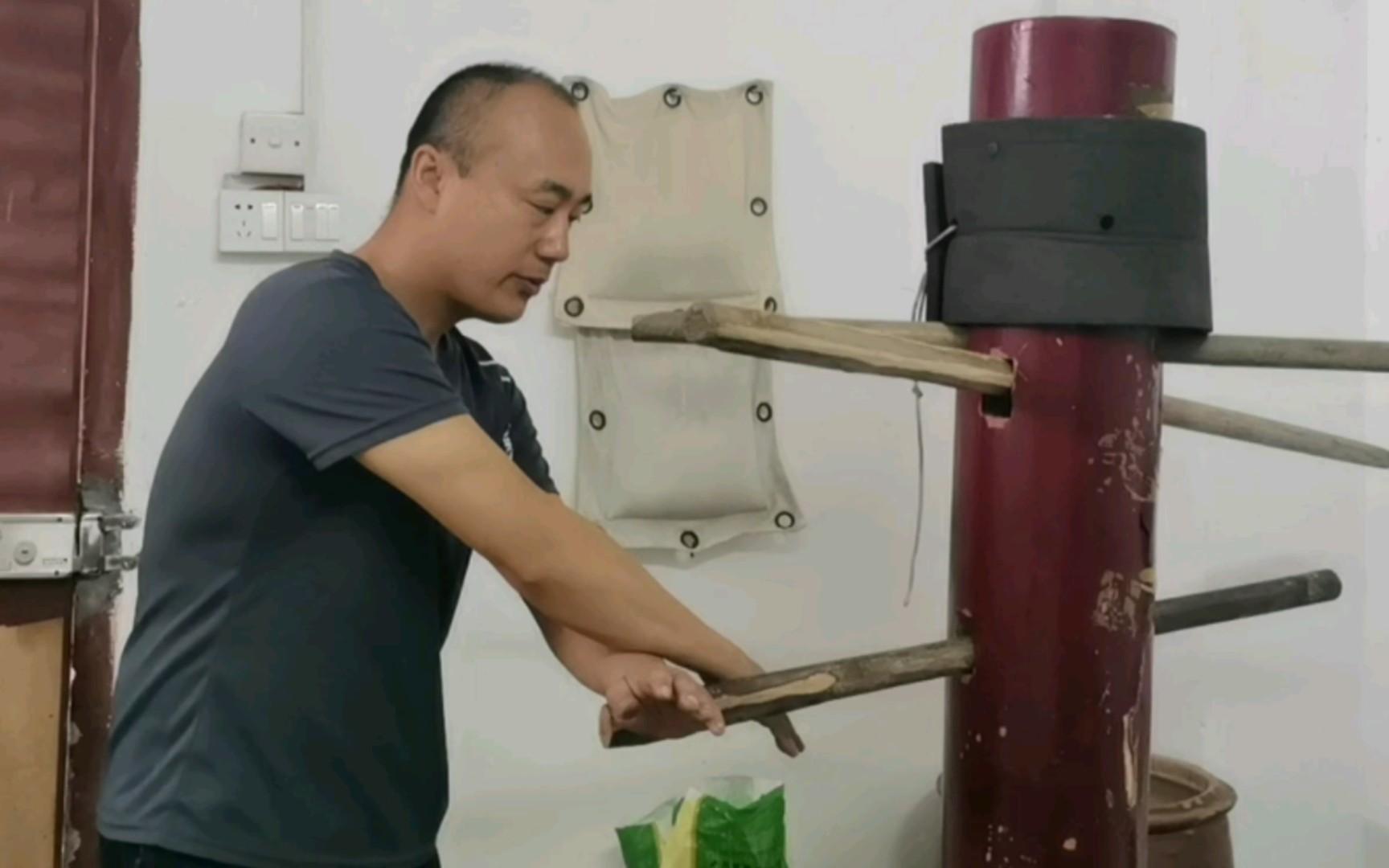 咏春拳小念头,下十字手练习讲解