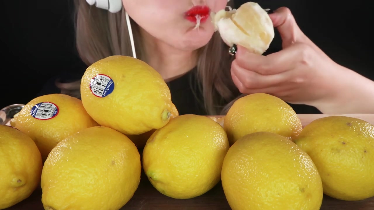 看得我酸成了柠檬精