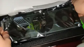 下载视频: 万丽4070ti super简单开箱