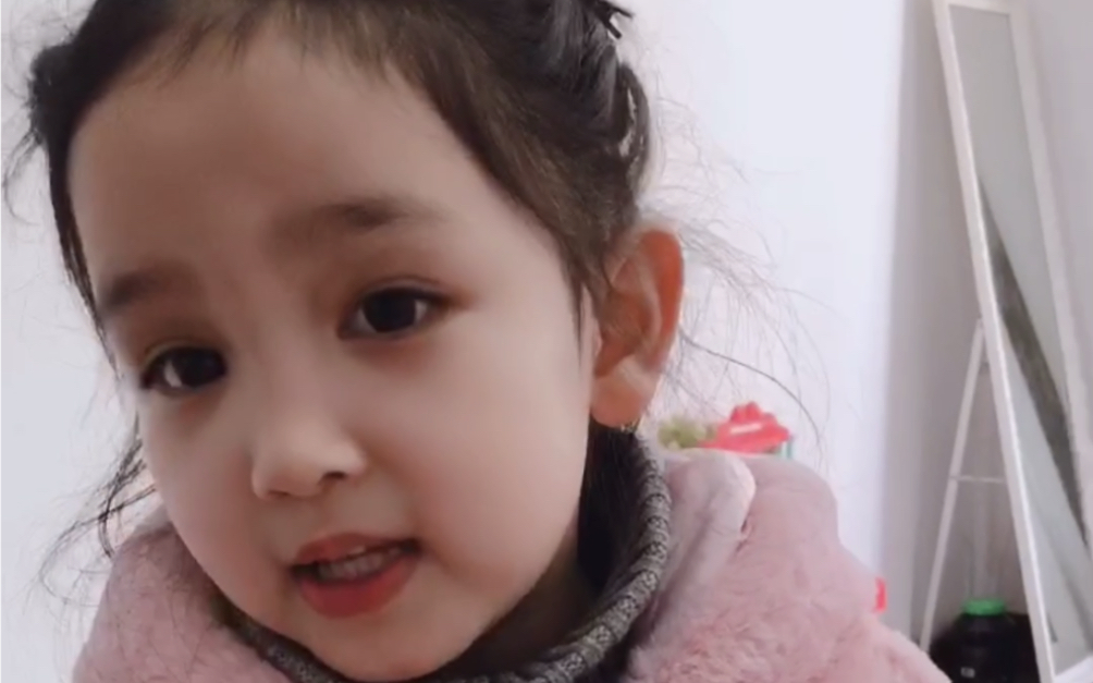 希希姐姐教你吃葡萄汁