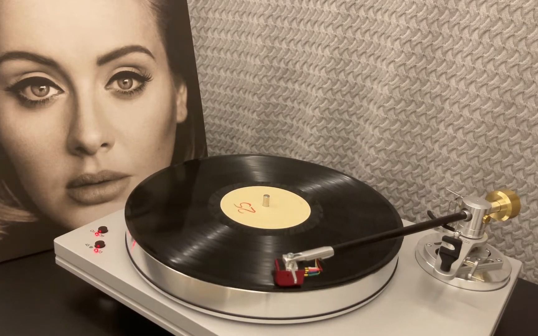 [图]Vinyl黑胶试听 Hello - 阿黛尔Adele 25