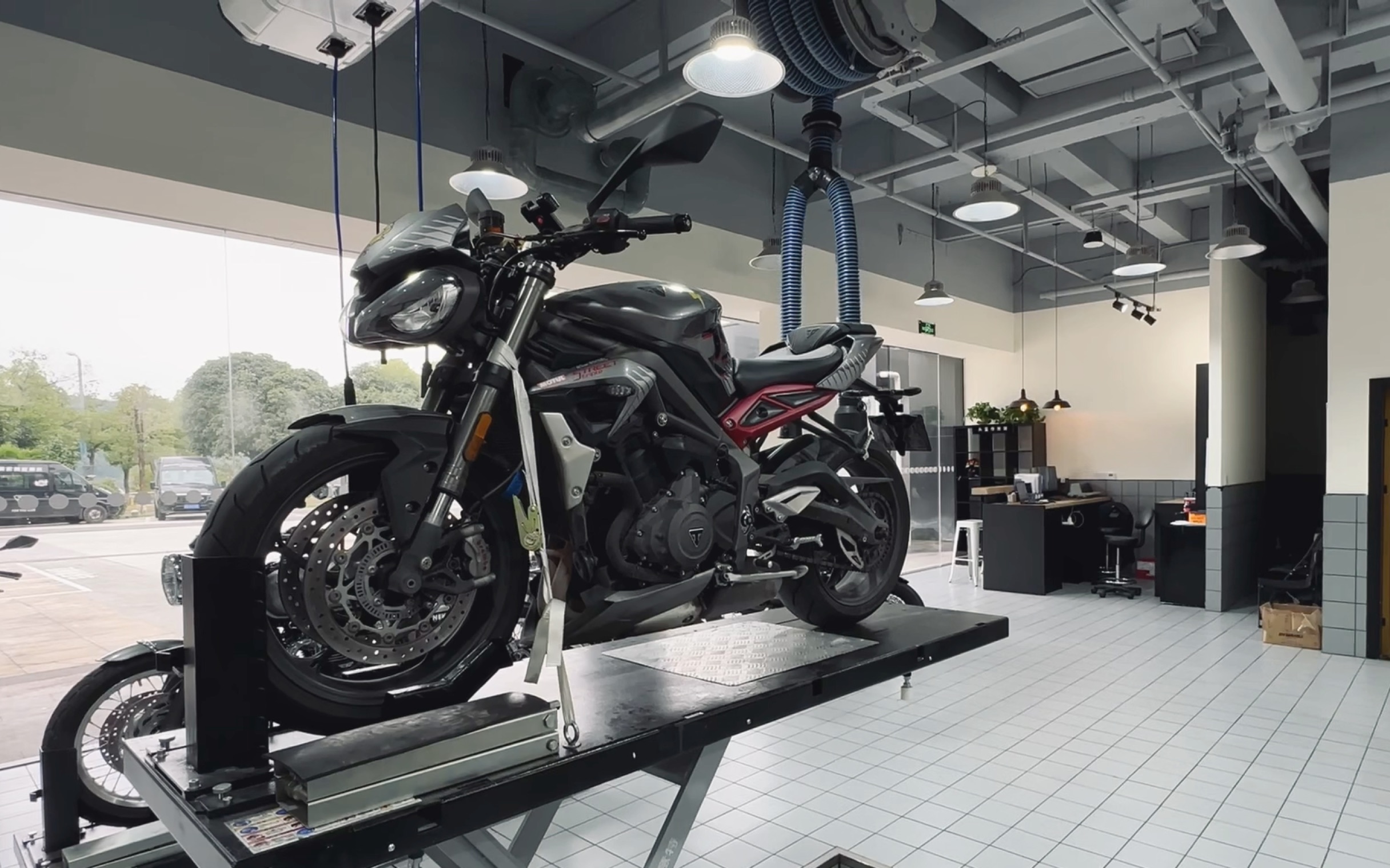 凯旋 | triumph street triple 765rs - 8500公里保养原声记录