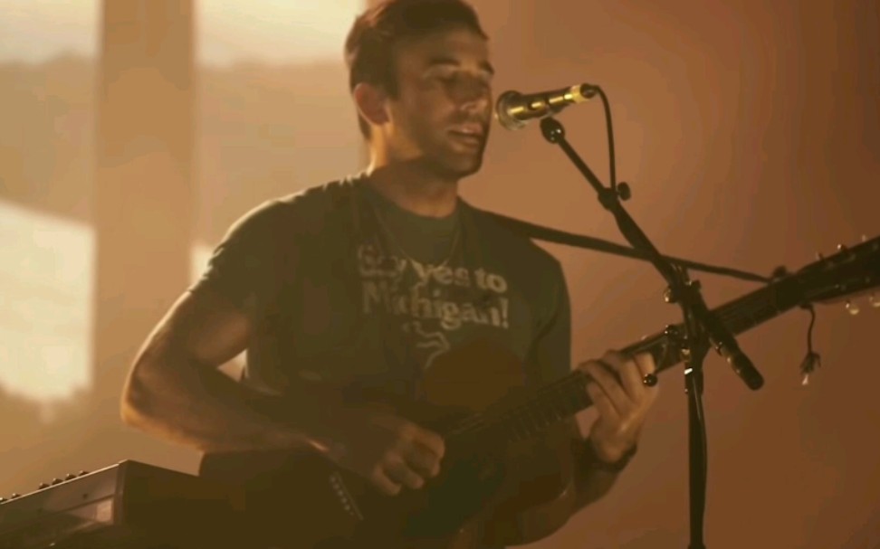 [图]Sufjan Stevens - No Shade in the Shadow of the Cross（Live in Edinburgh）