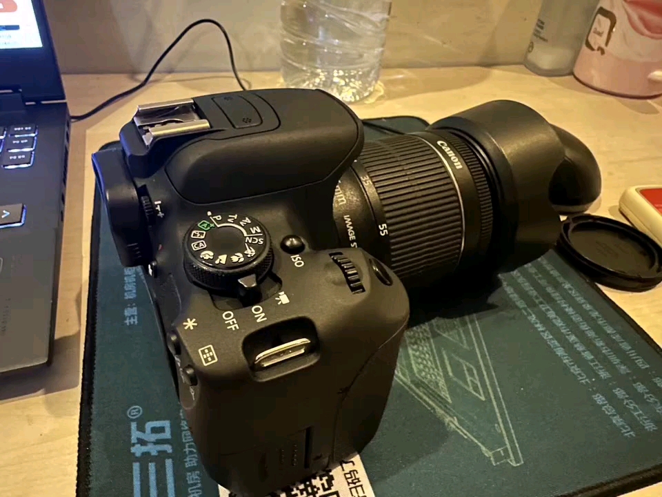 高端大气上档次的数码相机