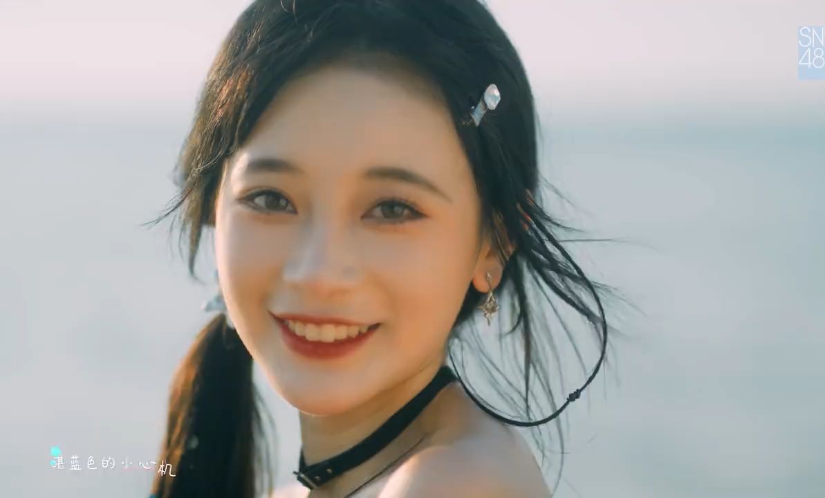 snh48壁纸泳装图片