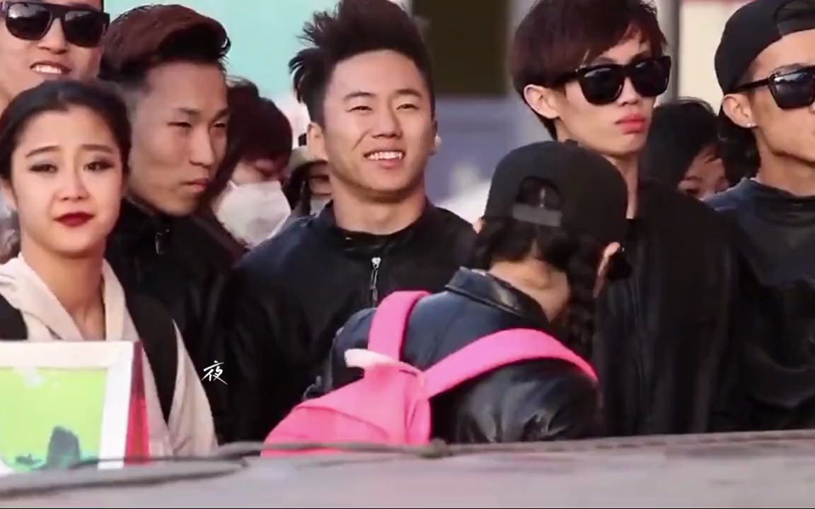 易烊千玺#中枪舞 台下77舞蹈 (高清)