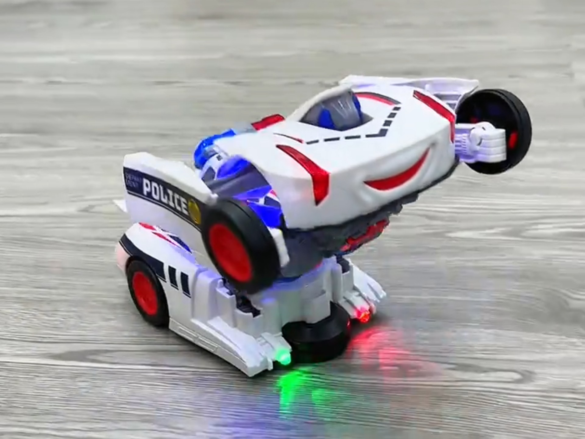 特技电动变形玩具车