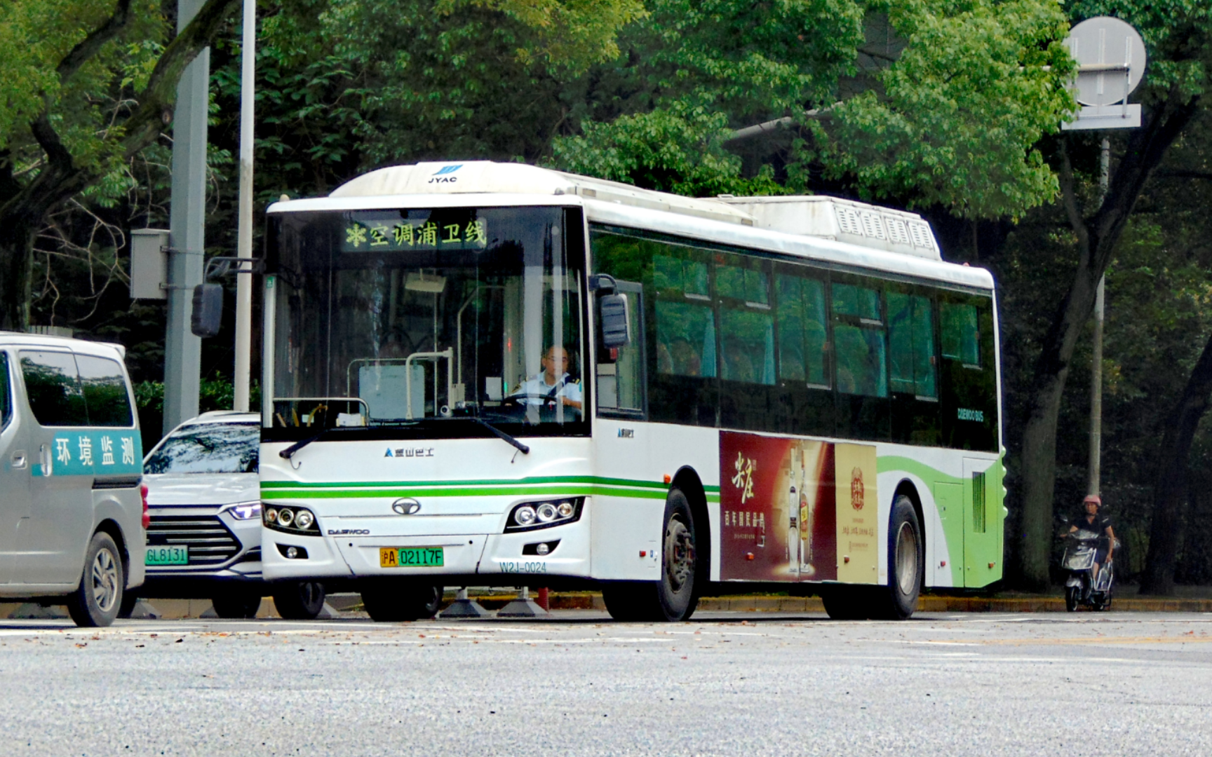 【随意瞎录】上海公交金山巴士浦卫线w2j(象牌 sxc6120ghev2)运行瞎录