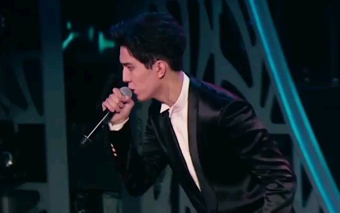 【迪玛希dimash】adagio 索契新浪潮闭幕式 高清