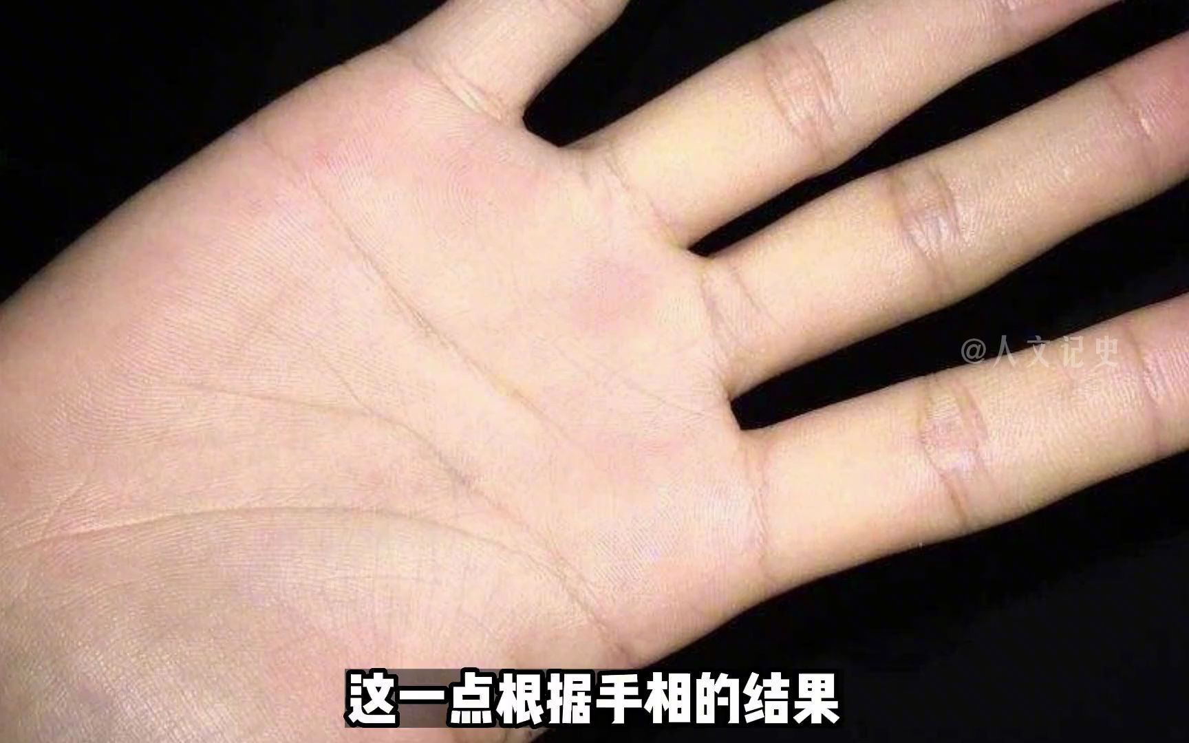 [图]掌纹杂乱命运多纠缠？老一辈人说，左手看先天，右手看后天？