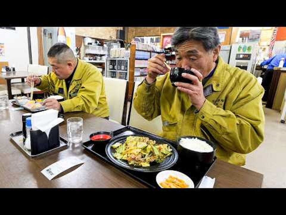 【日本美食】这家二十四小时营业的汽车餐厅,每天有千人光顾,有近百种种不同的菜式哔哩哔哩bilibili