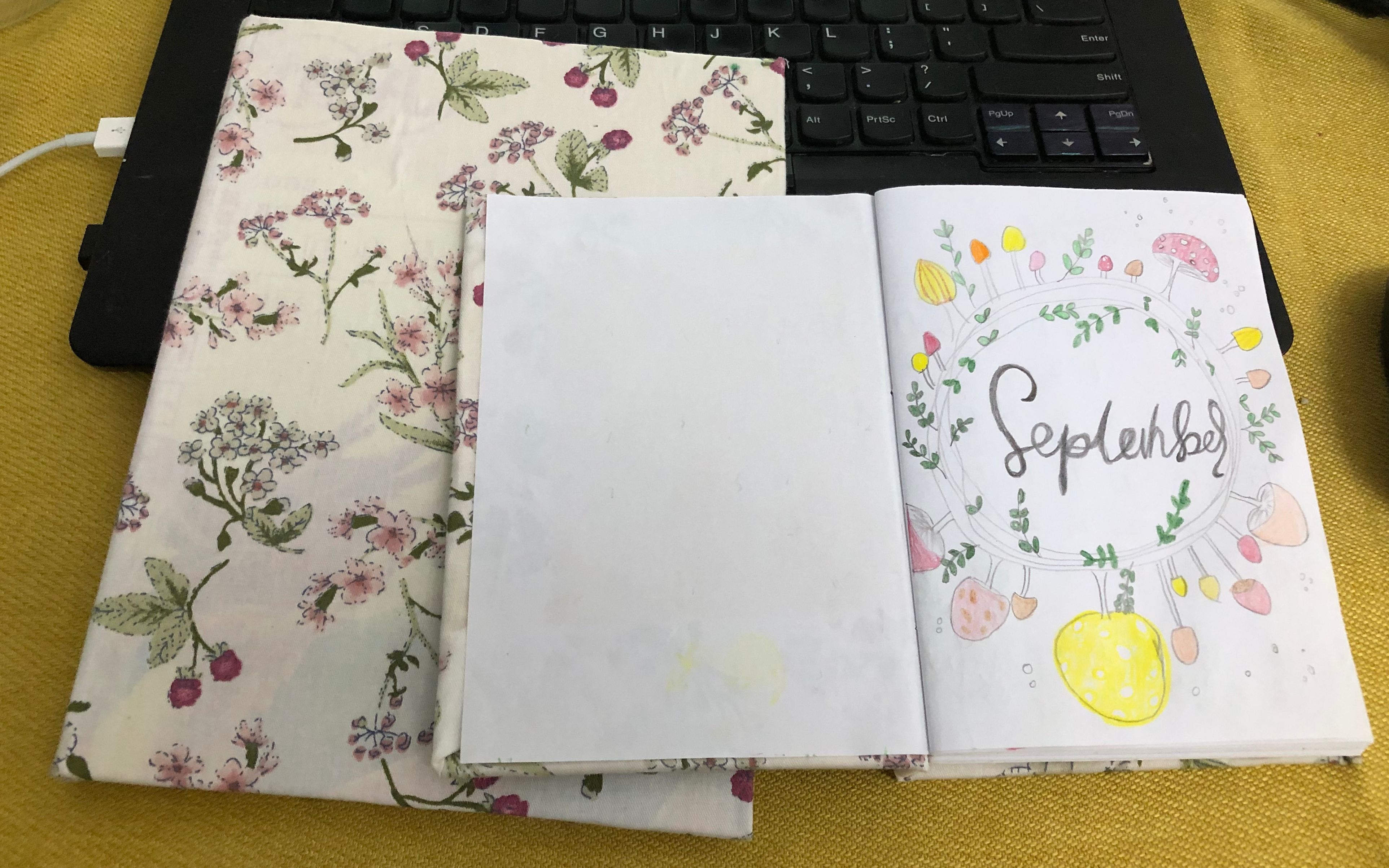 手缝手账本花布料和硬纸板制作手工小本子纯手工缝制好看又实用