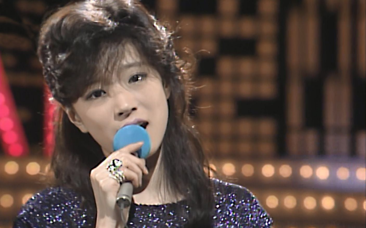 【live】中森明菜 - solitude歌手:中森明菜 曲名:solitude 节目名:ヤ