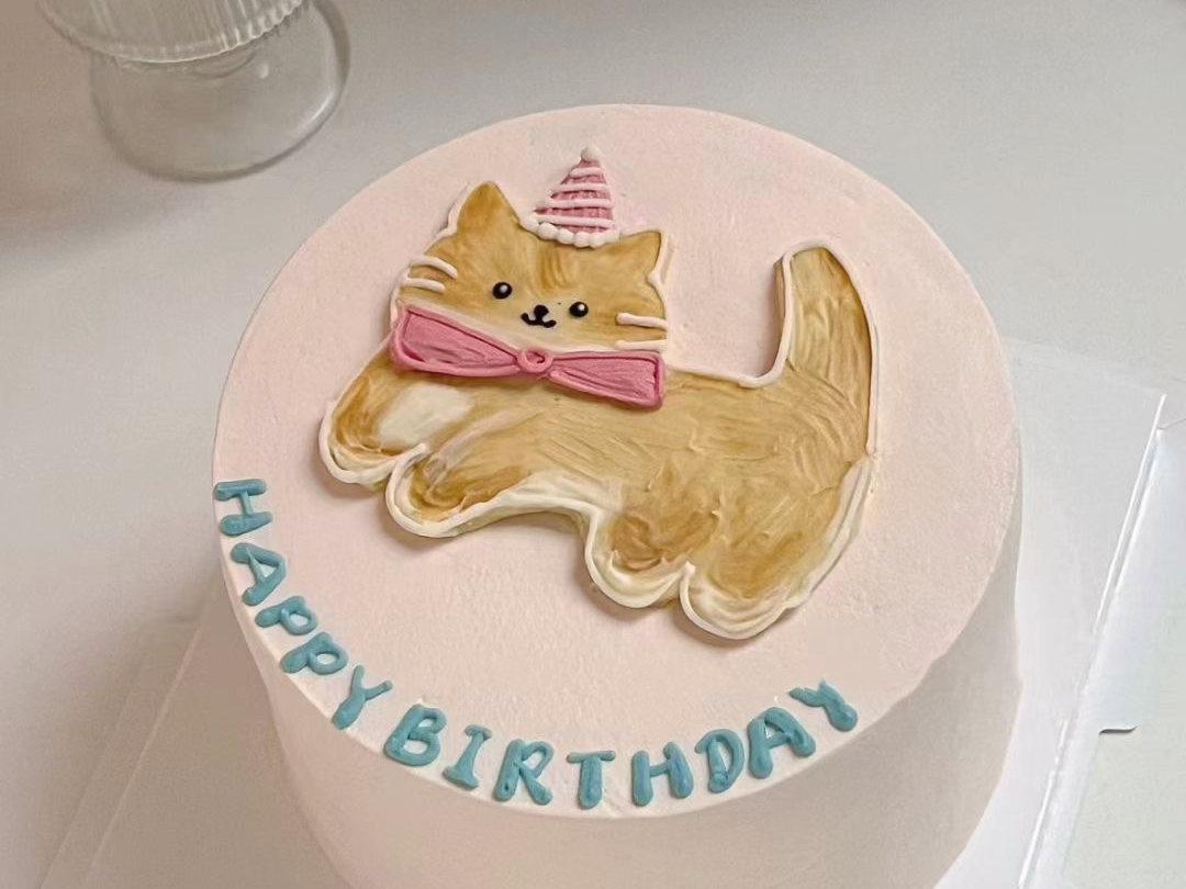 生日快乐!可爱猫咪蛋糕庆祝