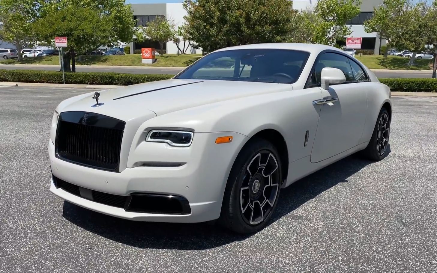 第一视角 2021劳斯莱斯rolls-royce wraith black badge 6.