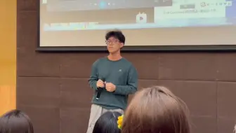 《残酷月光》初唱