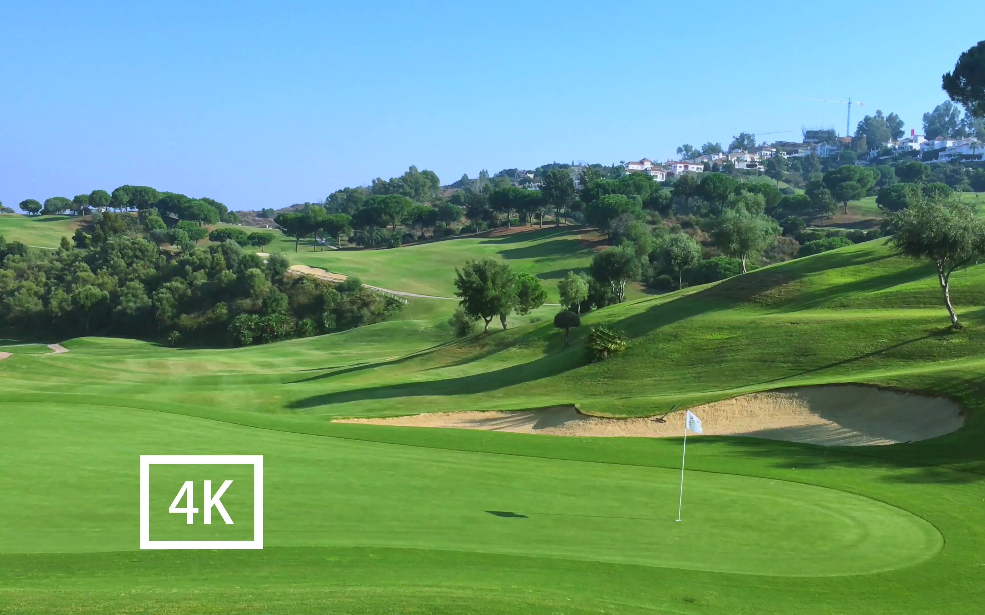【4k】高尔夫球场 - 明朗休闲放松片(伴以舒缓音乐与自然噪声)