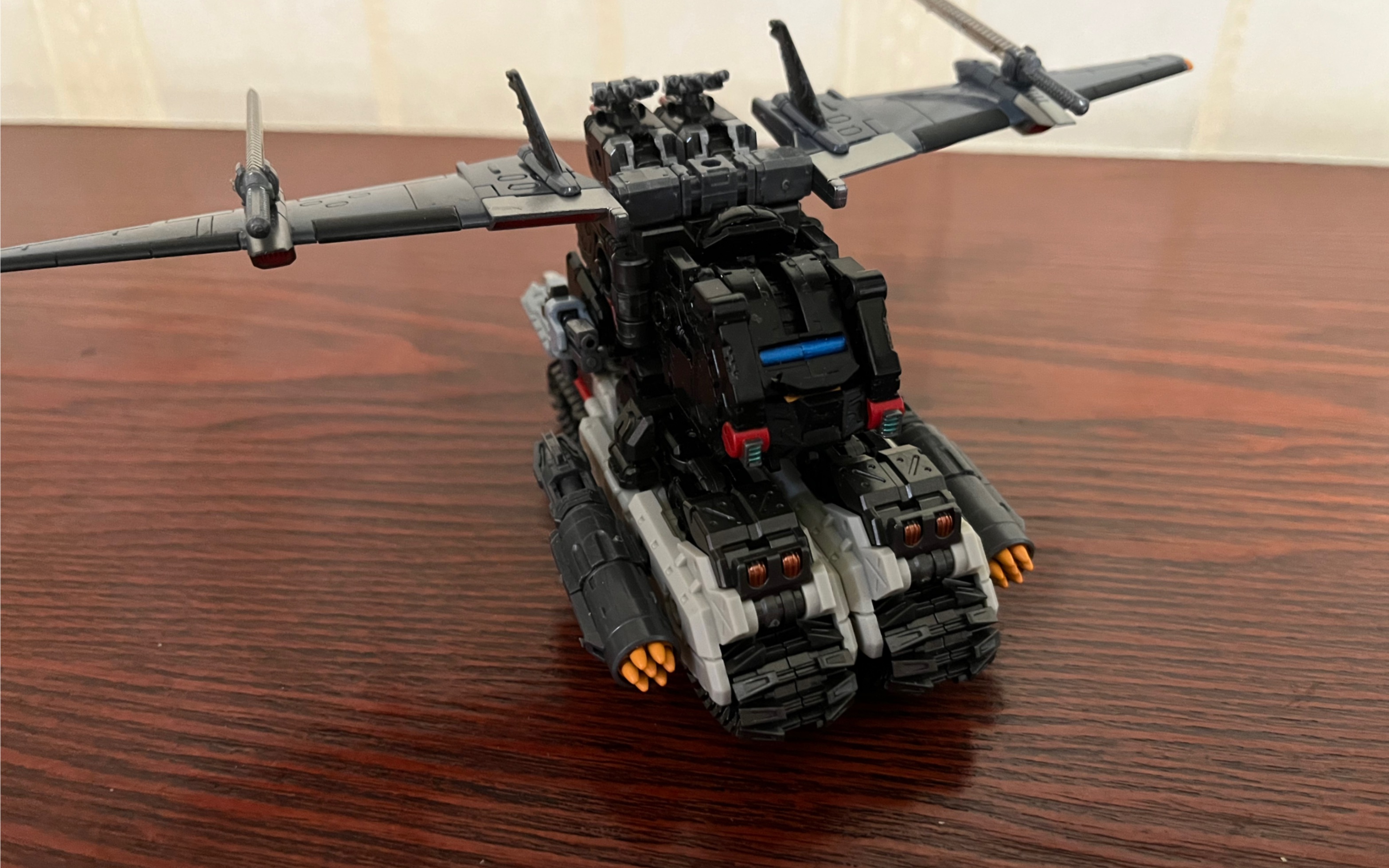 戴亚克隆战术搬运工炮击飞行型变形展示