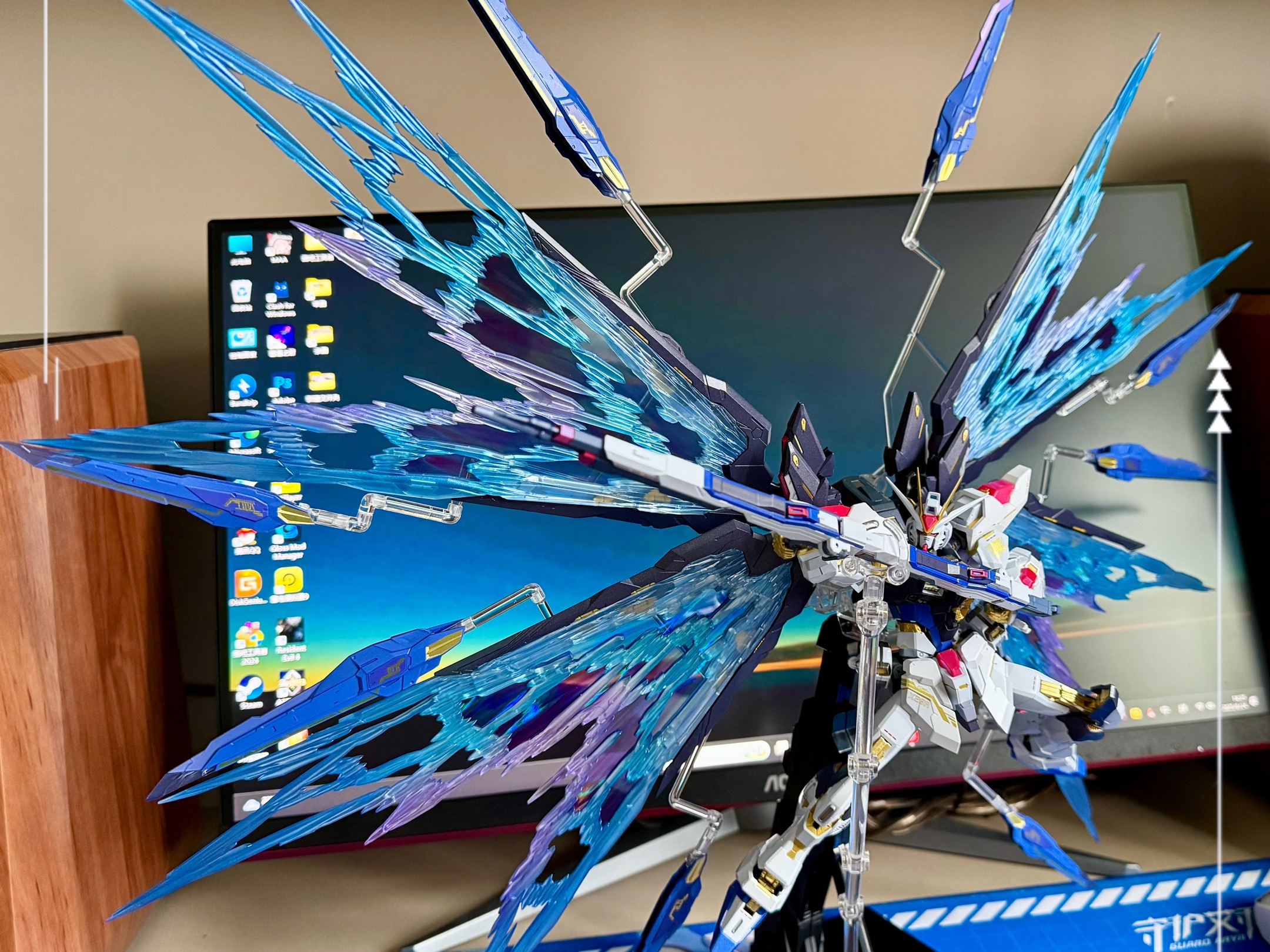 mb强袭自由把玩