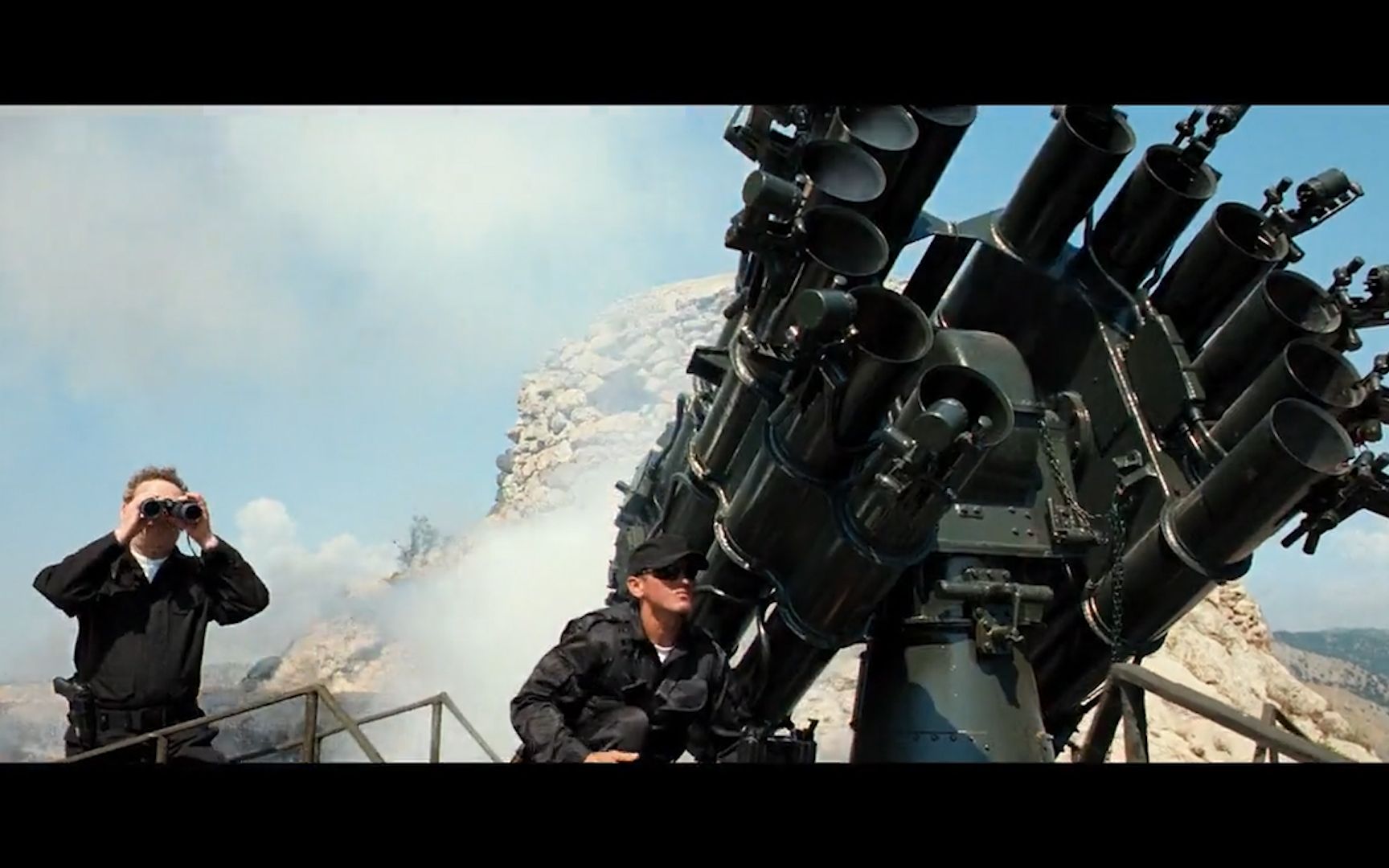 雇佣兵侵袭海岛,被武装分子用死神利器疯狂火拼,步步惊险!