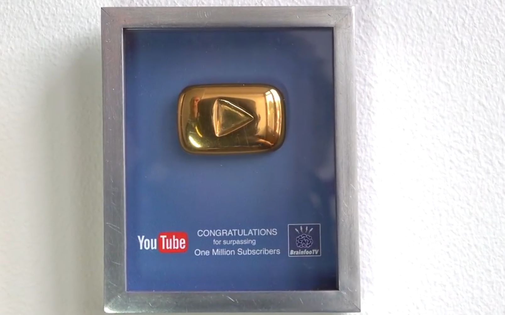 自制youtube1000000粉丝纯金奖牌_哔哩哔哩_bilibili