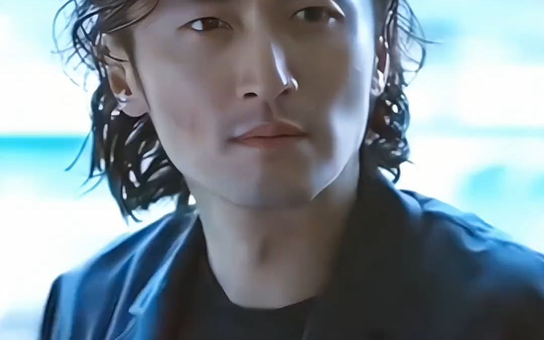 谢霆锋 这颜值估计也就只有我才能谓之匹敌