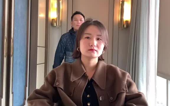 头发稀少脸型偏圆,剪个短发提升气质和减龄李家军高级定制 成都剪发