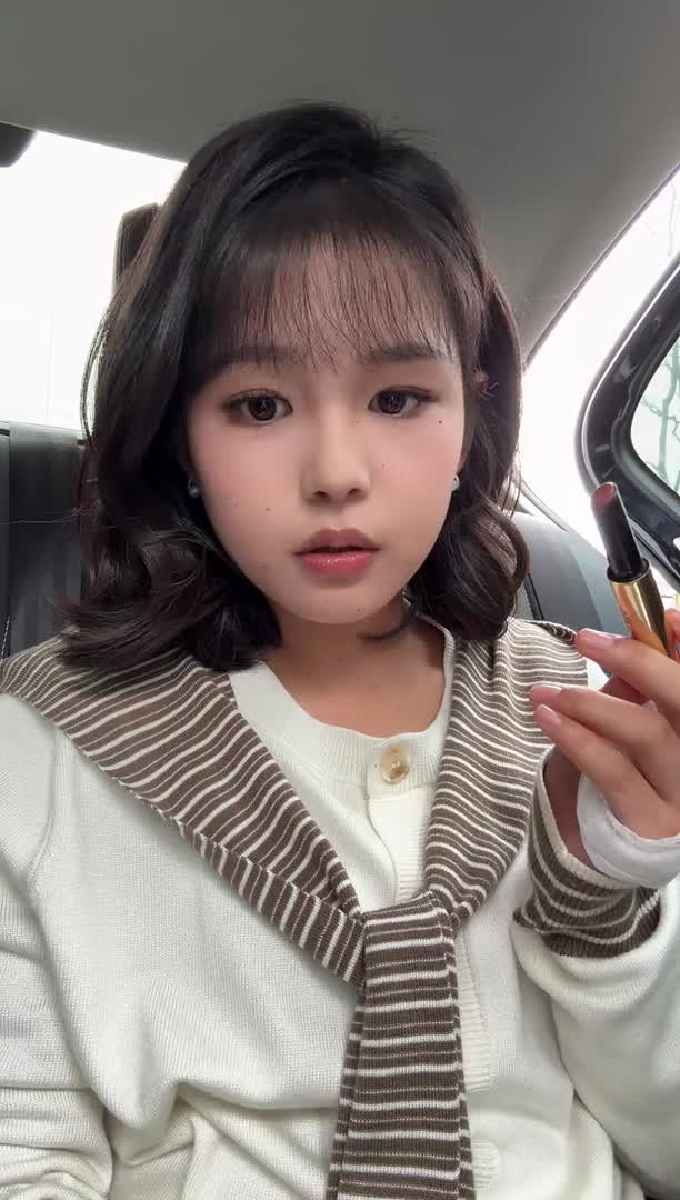 杨伊璐自拍照片