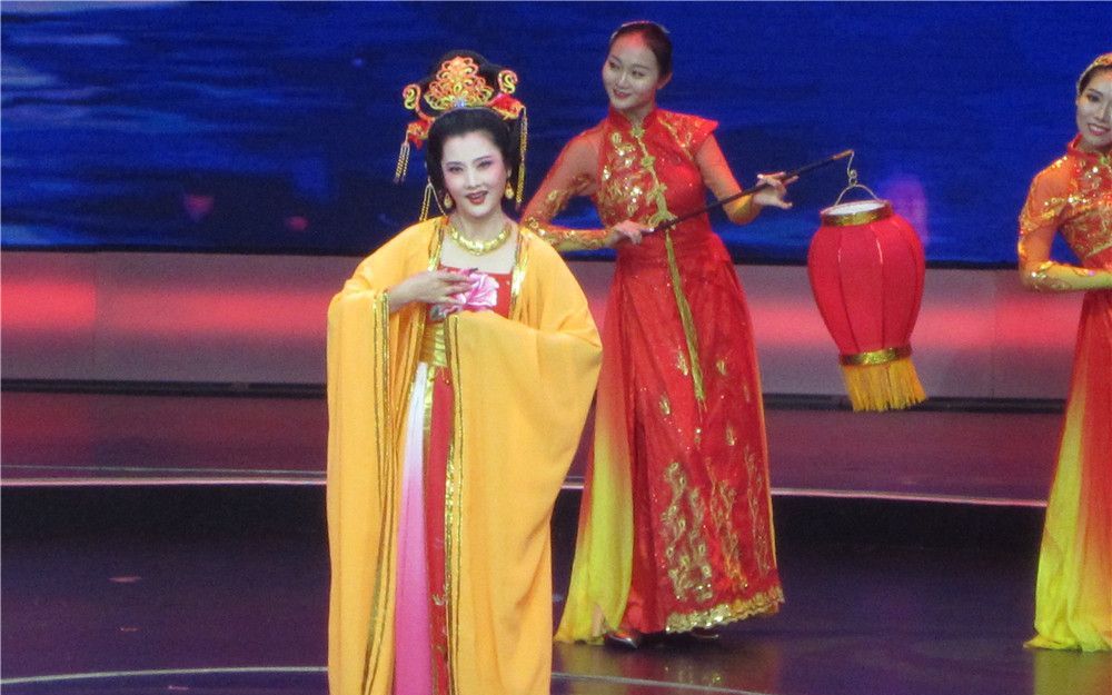 【戏曲·联唱】四大美人·月下抒怀(徐秀芳  陈俐  吴美莲  何赛飞)