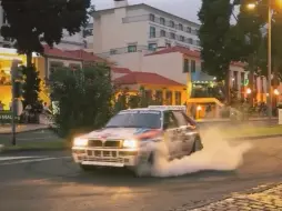 [Vintage] 下面由Lancia Delta HF给大家表演个漂移调头