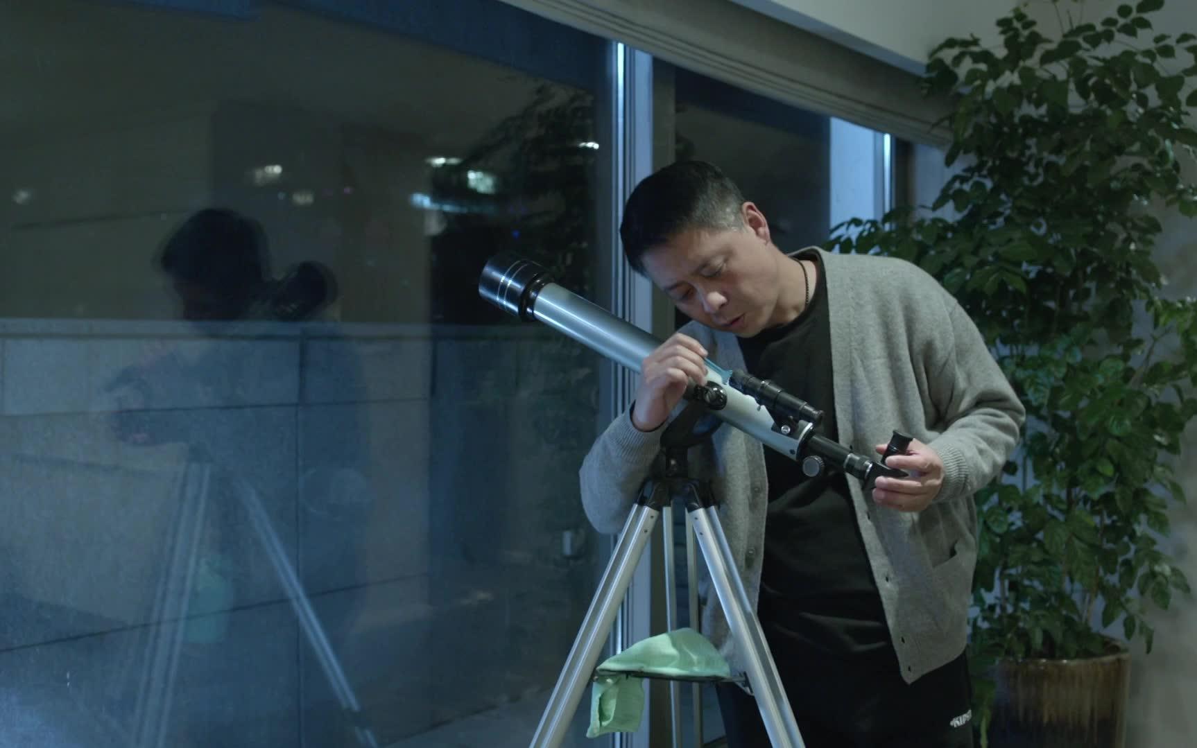 胸怀宇宙孙连成