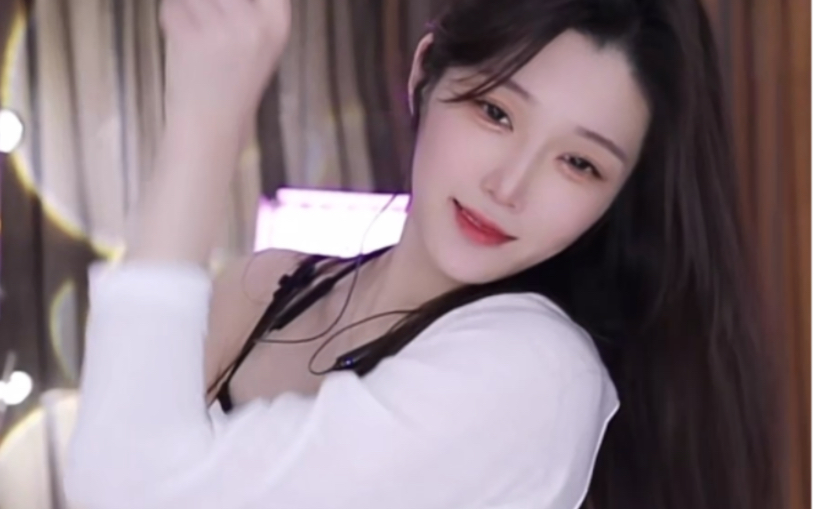 杨杨cc230412舞蹈